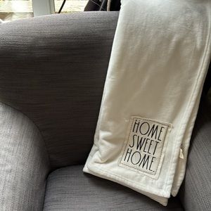 Rae Dunn Home Sweet Home throw blanket
